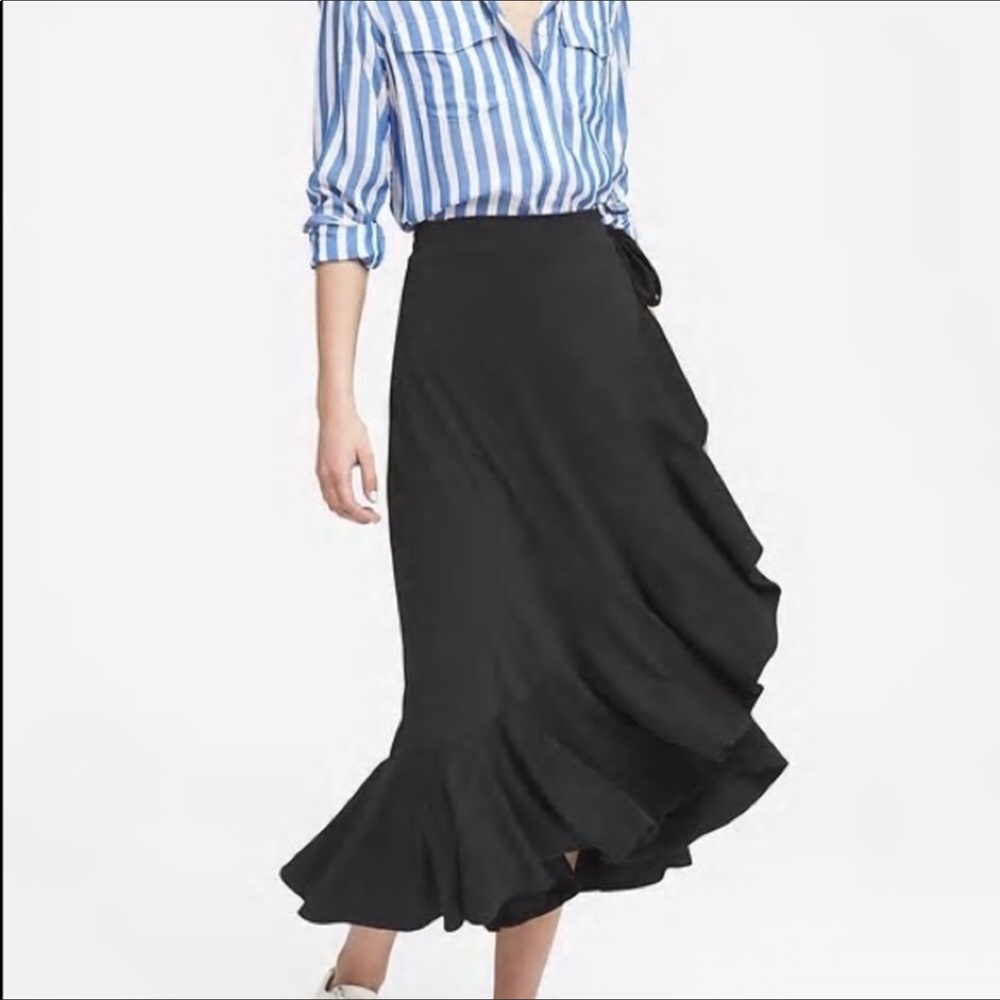 Banana Republic Black Ruffle Skirt